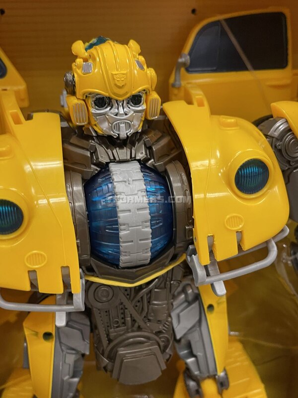 Buzzworthy Power Charge Bumblebee And Crash Combiners Found  (9 of 9)